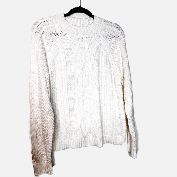 Abercrombie & Fitch | Cable Knit Crew Neck Fisherman Sweater - Picture 1 of 3